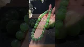 你們見過這麼翠玉的珠子嗎？ #玉器 #翡翠 #jade #玉石 #首飾#珠寶  #jewelry #jewellerydesign #handmadejewellery