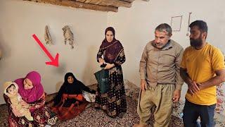 Shahab and Medina find comfort in Javad's family embrace during Mahin's illness