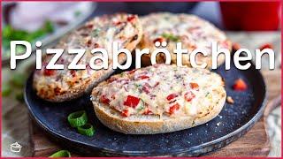 Leckere Pizzabrötchen mit Schmand - einfach & schnell | REZEPT | eat.de