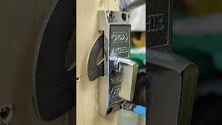 The sliding door also has a special lock! #tricks #tips #tutorials #craft #bushcraft #handmade #diy
