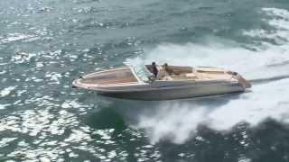 Chris Craft 32' Corsair