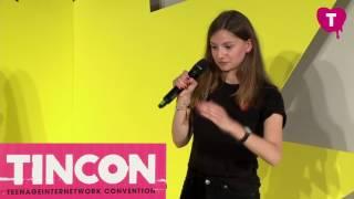 Nora Wunderwald – Selbstbewusstsein durch & trotz Social Media (TINCON Berlin 2017)