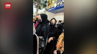 Taliban Larang Salon Dibuka, Perempuan Afganistan Berunjuk Rasa