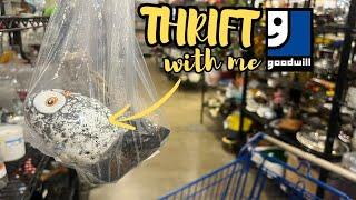 GOODWILL Grab Bags For The WIN? | AND Reselling Behind the Scenes | Niknax