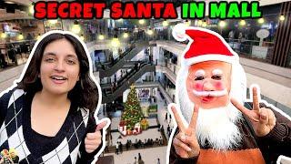 SECRET SANTA IN MALL | Aayu and Pihu Show