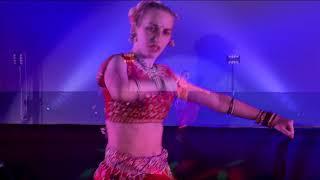 MARJAAN MARJAANI/ "Марджани Марджани" (Шахрух Кхан и Карина Капур) исполняет Малюк Людмила