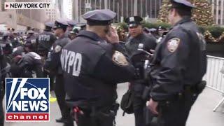 Ex-NYPD official on public safety measures ahead of New Years Eve ball drop