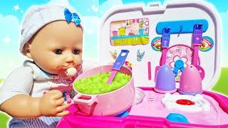 Весёлые игры - Кукла Беби Анабель готовит Кашу! - Видео игры одевалки для девочек с Baby Doll