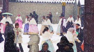 SEOUL Snowfall GYEONGBOKGUNG Palace, Heavy Snow Seoul, Snow Asmr, Seoul Travel Walker.