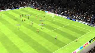 Newcastle vs Man Utd - van Persie Goal 33rd minute