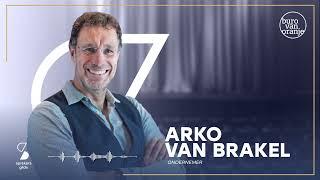 #09 - Arko van Brakel - "Zorg dat je je verhaal bent, en niet allleen maar je verhaal vertelt."