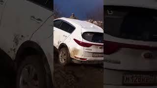 KIA SPORTAGE vs LAND CRUISER  #shorts #suvoffroading #kiasportageoffroading #landcruiseroffroading