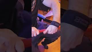 How to use deadlift straps