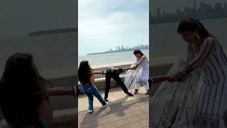 Dono ladkiya mere piche pagal hogai#youtube #youtubeshort #yt #funny #viral #trending #candy