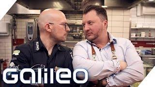 Spitzenkoch vs. Lebensmitteltechniker: Wer kocht besser? | Galileo | ProSieben