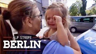 Kleines Mädchen weint bitterlich: Sie wurde allein im heißen Auto gelassen! | Auf Streife | SAT.1 TV