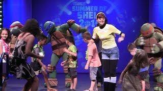 Teenage Mutant Ninja Turtles dance show with April O'Neil at Nick Hotel