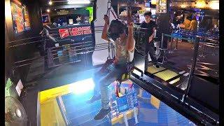 Tokyo VR Park - AWESOME ARCADE