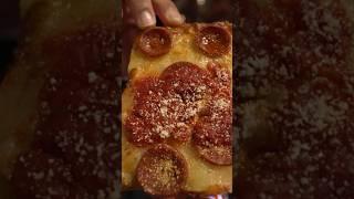 FREE PIZZA #shorts #freepizza #pizzajawn #philly #viral #subscribe