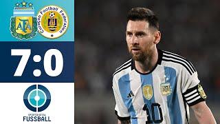 Messi-Dreierpack! La Pulga knackt die 100-Tore-Marke für die Albiceleste | Argentinien - Curaçao