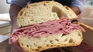 Panino con mortadella XXXL