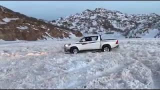 هايلكس 2016 في ثلج       toyota hilux 2016 snow