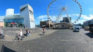 Das Kölner Riesenrad am Schokoladenmuseum Juni 2022