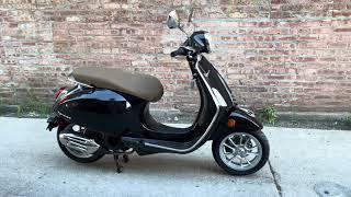 Vespa Primavera 150 Glossy Black