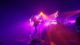 mgk - kiss the sky - live 2017