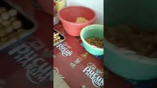 Kerjoo teruuuuus mangane kapan ? # makan prasmanan, ben kuat ngadepi kenyataan#