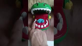 CROCODILE  DENTIST EATING WOODEN TOY CARS for Kids  #asmr #fun #satisfying #youtube