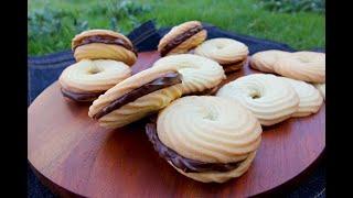 Biscotti di frolla montata con nutella