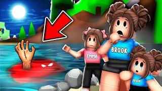 The Lake Behind Our House IS HAUNTED In Roblox Brookhaven!!