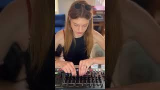 Exploring Beats: Her Debut on the Roland TR-8S ️ #TechnoVibes #TR8S #Roland #Jam #FemaleDJ #Music