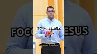 Olhando para Jesus, autor e consumador da fé #shorts #foco #jesus