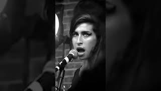 17 years since Amy performed 'Back To Black' live at SXSW. 