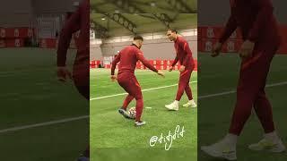 Van Dijk  Secret of his defending