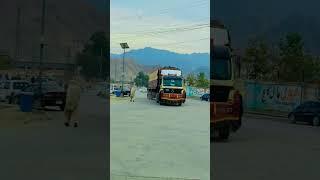 Mercedes Benz Sk 2644 On Torkham road|| Mercedes Benz Real Sound || Powerful Mercedes Benz truck