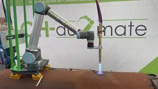 Schneidroboter für Handlöcher Universal Robots Cuttingrobot