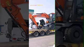 DEVELON engcon Man(?)  강원도 인제군! #excavator #construction #transport