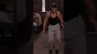Жан-Клод Ван Дамм - Легендарный танец , который покорил сердца миллионов людей#shorts