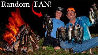 Cooking Fish over and open fire with  RANDOM Fan {Catch Clean Cook} INCREDIBLE!!!