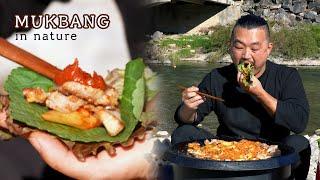 자연낭만 먹방] 계곡 자갈밭 위에서 솥뚜껑 삼겹살 & 김치볶음밥 Eat Pork Belly with Kimchi Fried RiceㅣMUKBANGㅣEATING SHOW