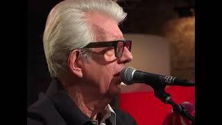 Nick Lowe & Los Straitjackets - (What's So Funny 'Bout) Peace, Love & Understanding