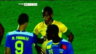 Parrales plays FUNNY joke on Brazil's Ademilson in Sudamericano game!