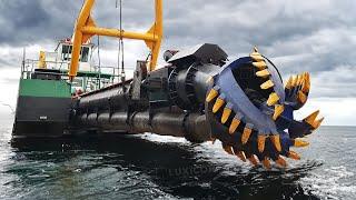 Mind-Blowing World of Sea Dredging: How These Expensive Giants Ships Work Will Leave You Amazed!