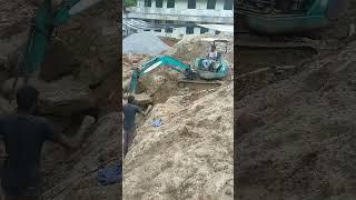 WooEye | Lifting rock by excavator skilled labor in construction site ‼️‼️‼️