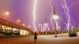 BEAUTIFUL LIGHTNING STRIKES CAUGHT ON CAMERA