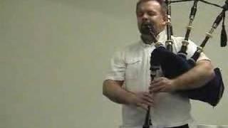 Bagpiper John Cairns 2