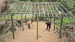 The homeless boy and the poor girl complete the kitchen frame-Homeless boy